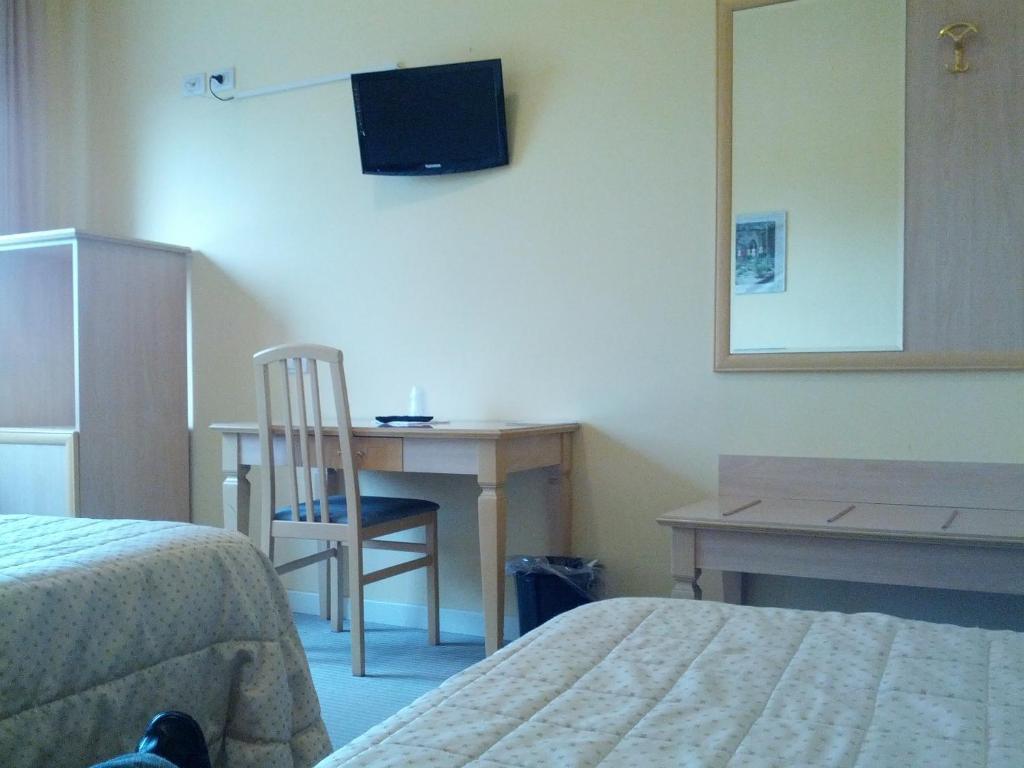 Hotel Cremona Viale Camera foto