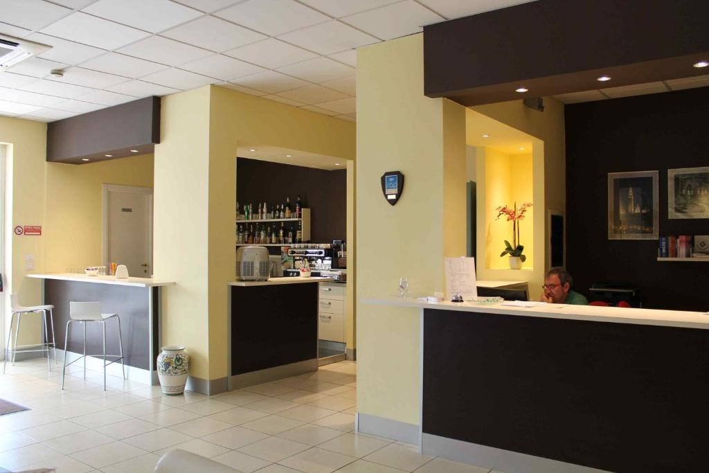 Hotel Cremona Viale Esterno foto